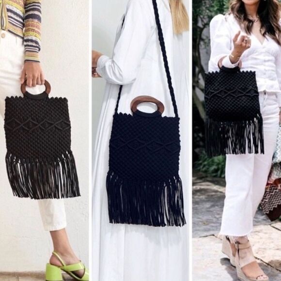 Black crochet purse - Picture 2 of 10